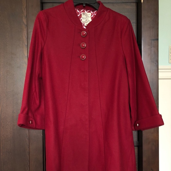 Tulle Coat - Picture 1 of 4